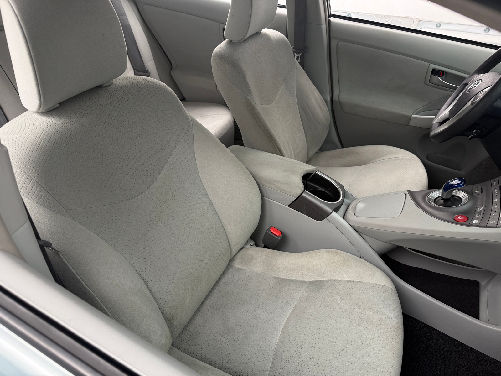 Thumbnail: 2015 Toyota Prius - 2