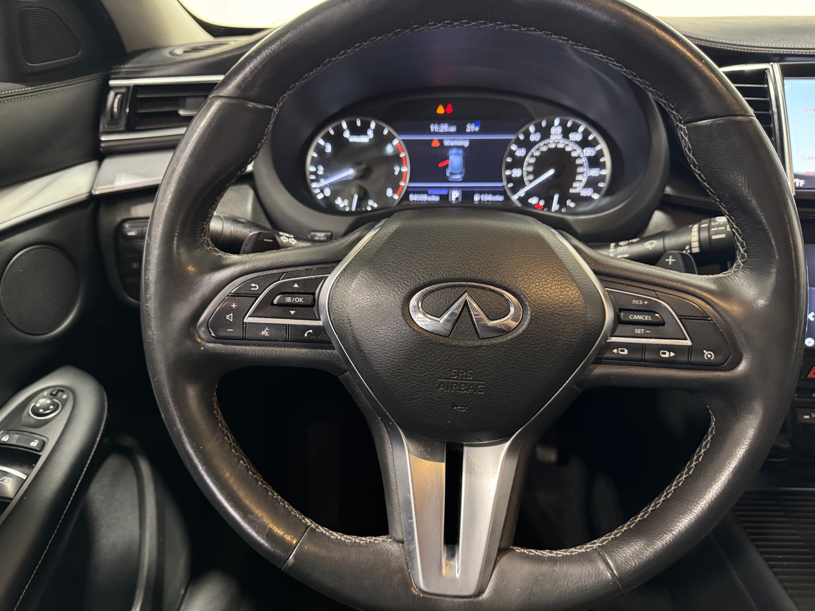 Thumbnail: 2019 INFINITI QX50 - 4