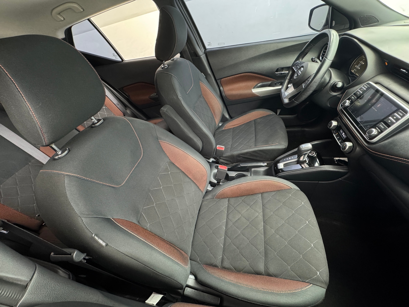 Thumbnail: 2019 Nissan Kicks - 2