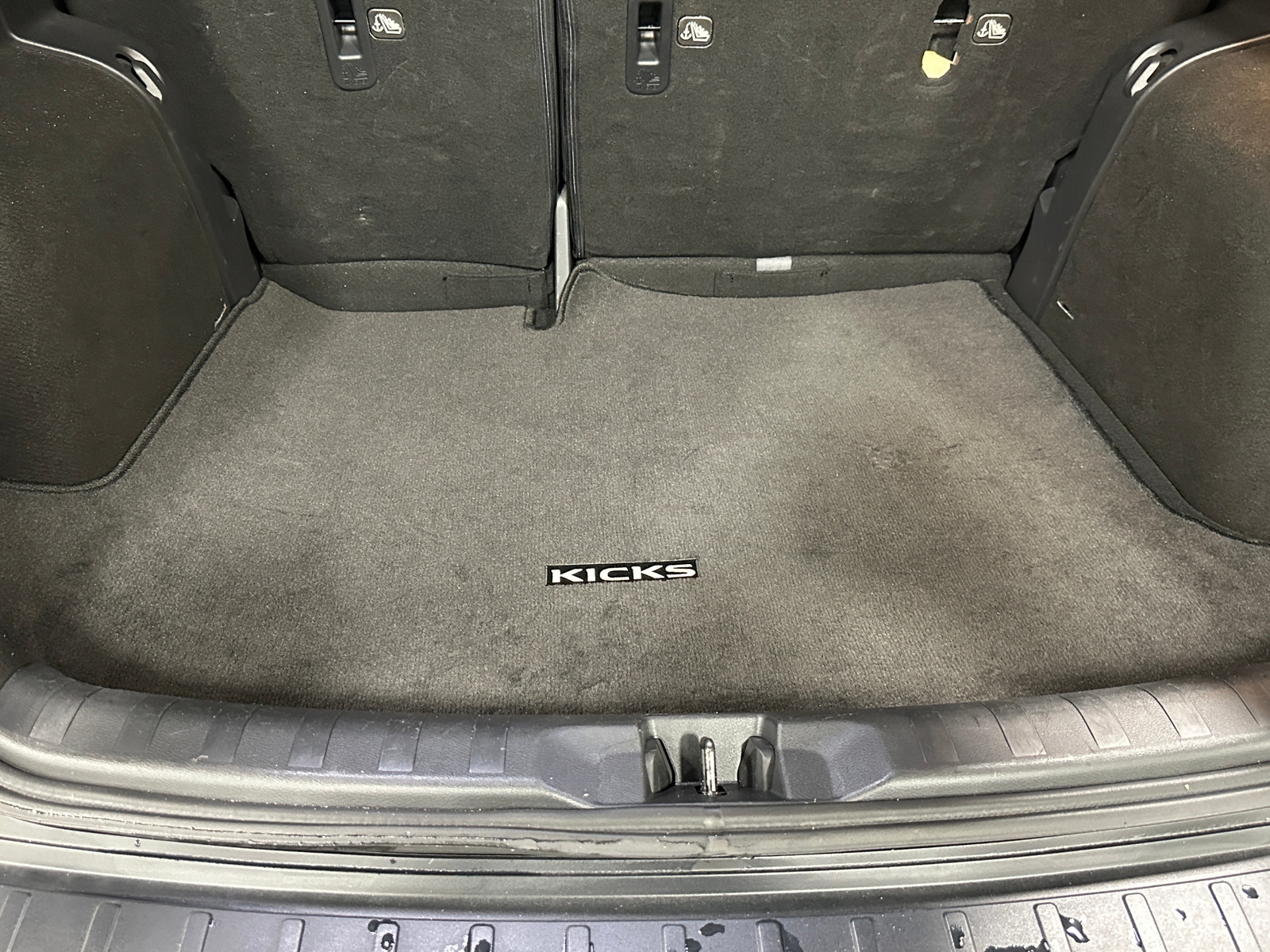 Thumbnail: 2019 Nissan Kicks - 7