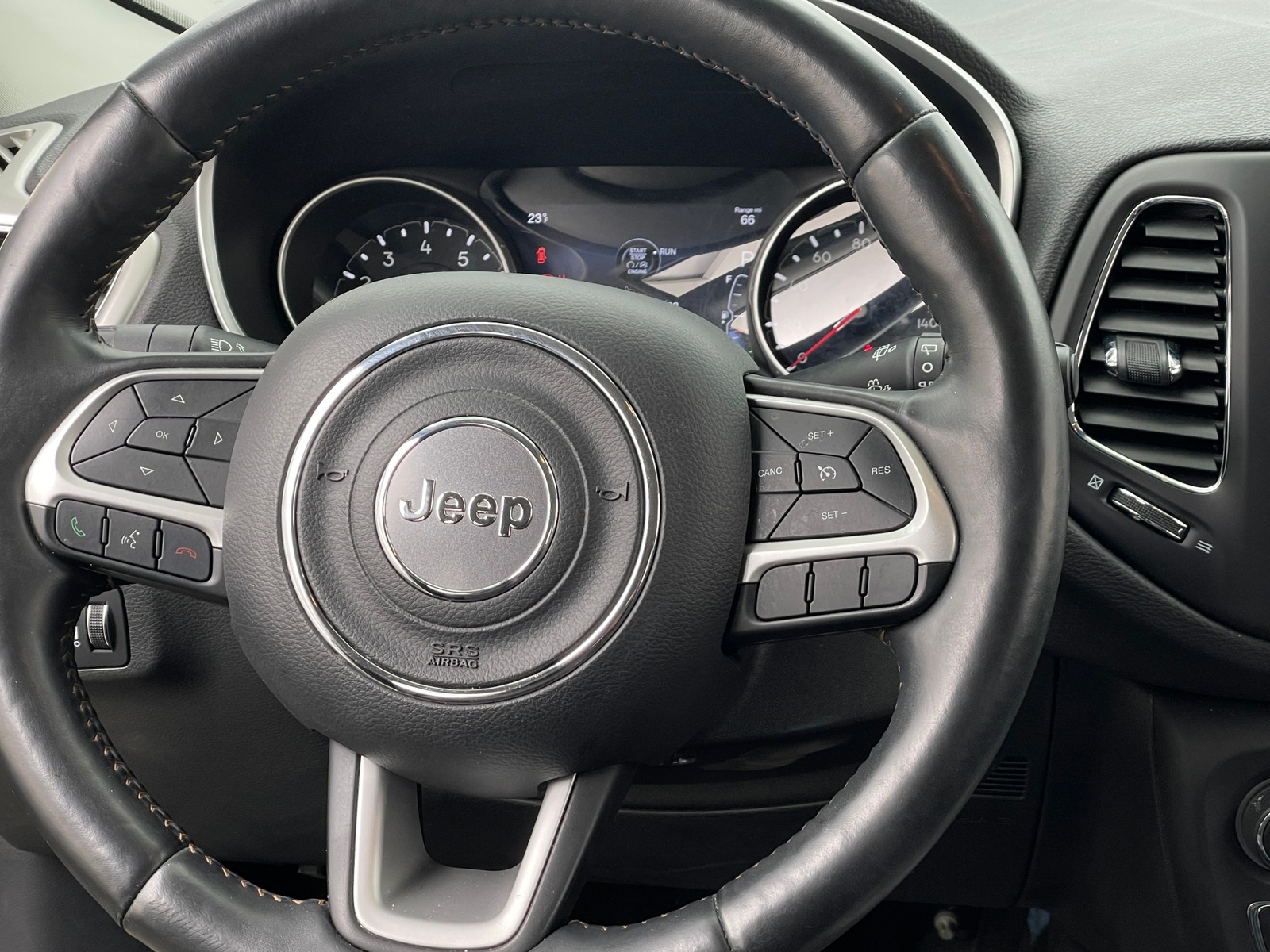 Thumbnail: 2018 Jeep Compass - 5