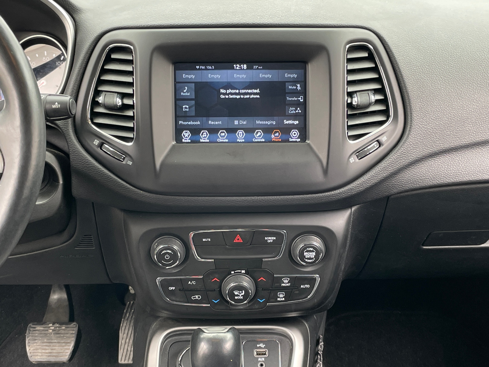 Thumbnail: 2018 Jeep Compass - 4