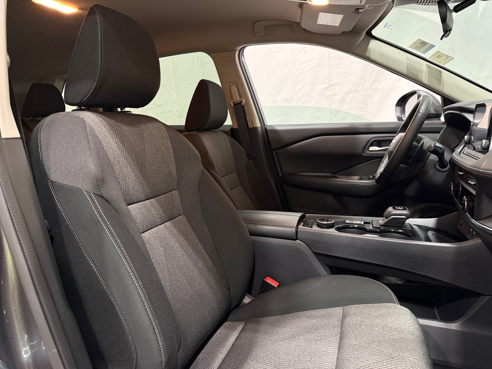 Thumbnail: 2025 Nissan Rogue - 2