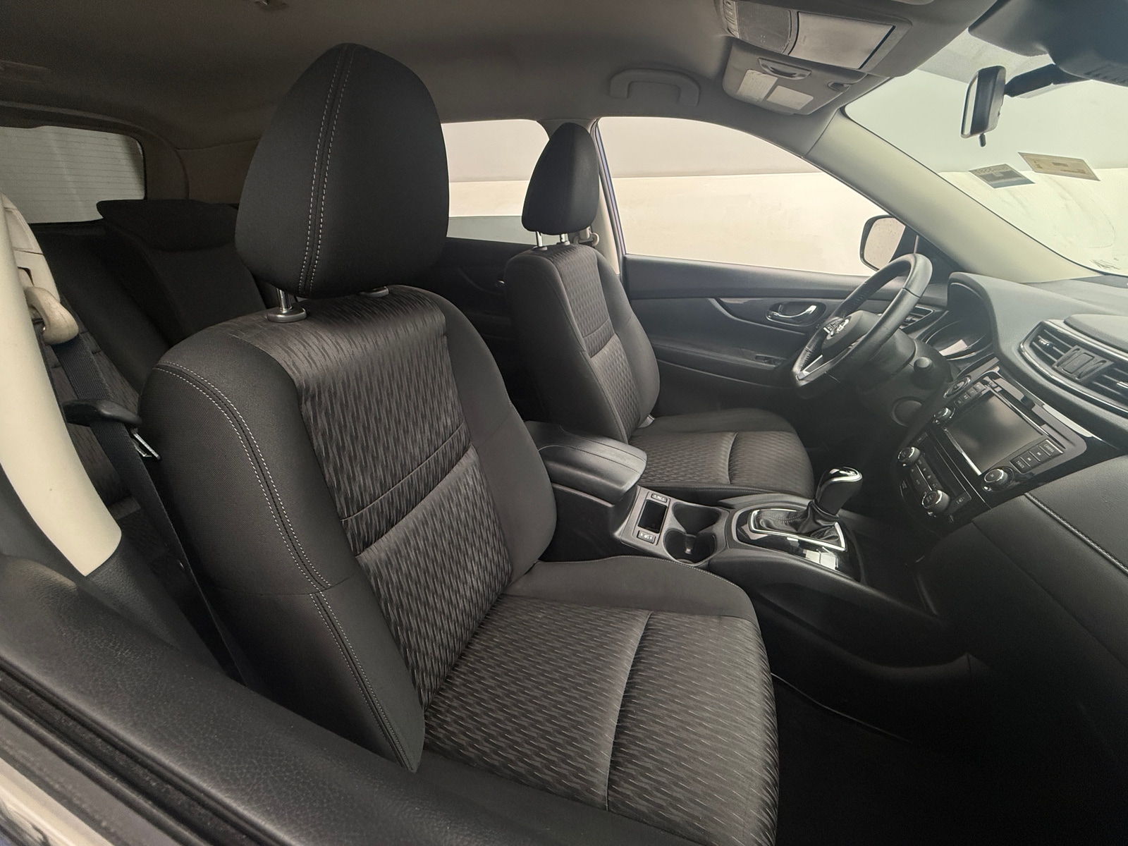 Thumbnail: 2020 Nissan Rogue - 2