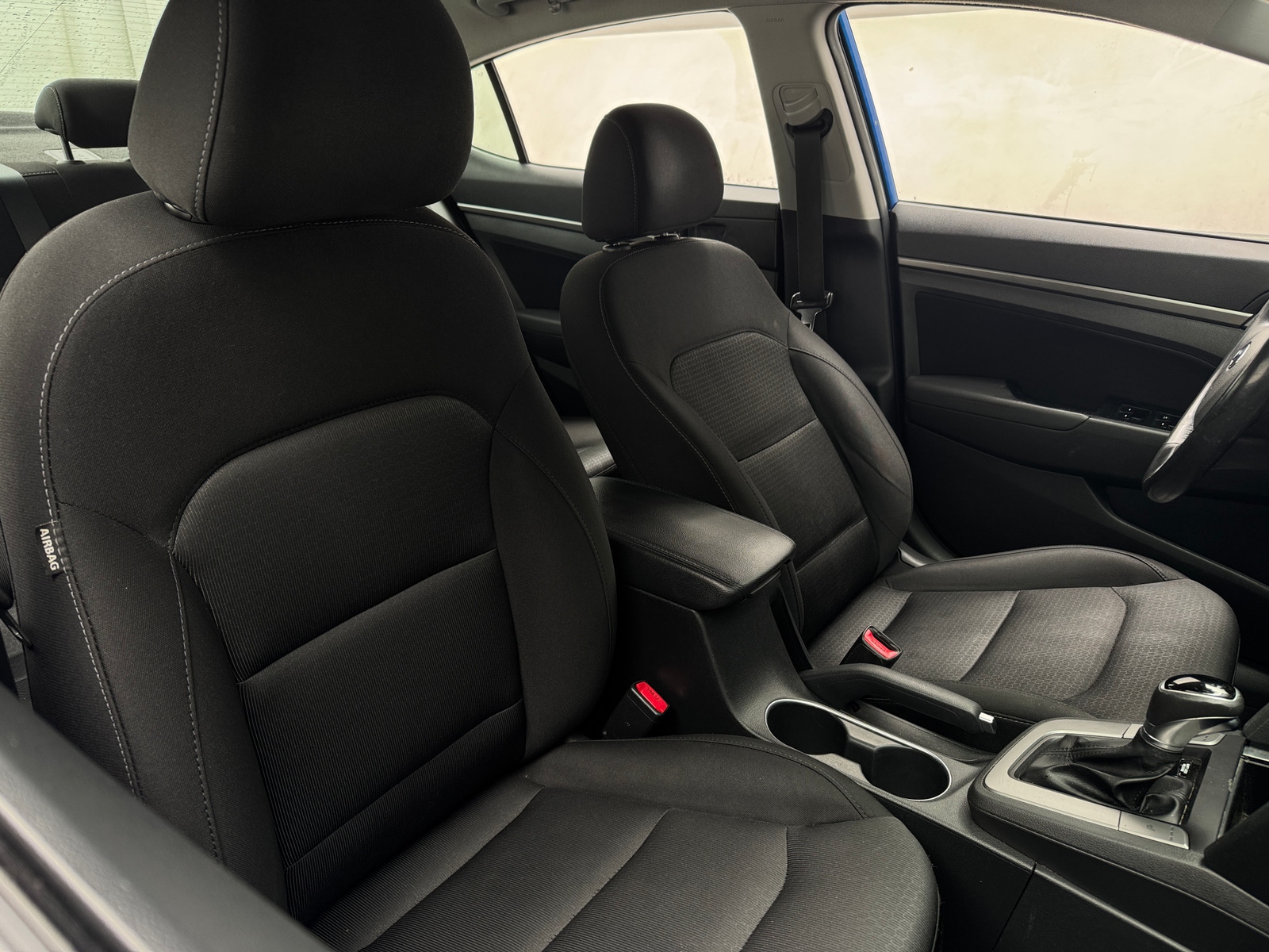 Thumbnail: 2017 Hyundai Elantra - 2