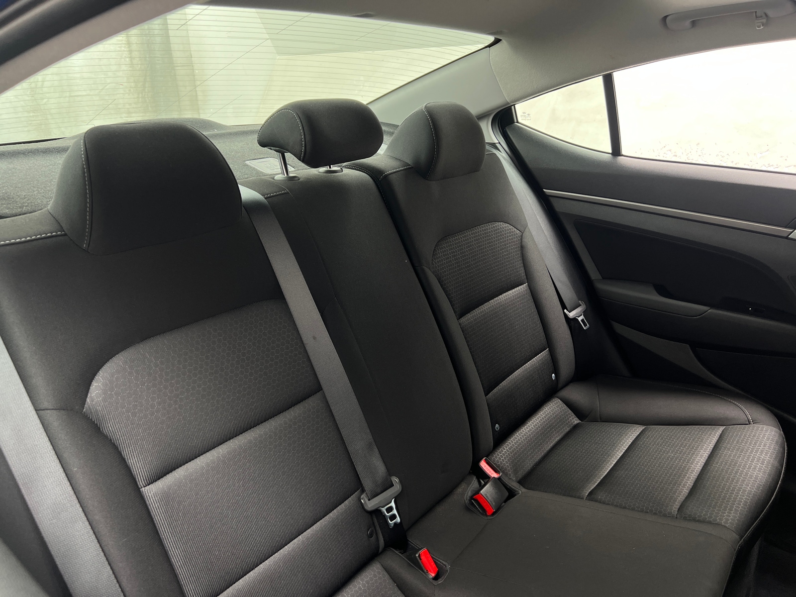 Thumbnail: 2017 Hyundai Elantra - 6