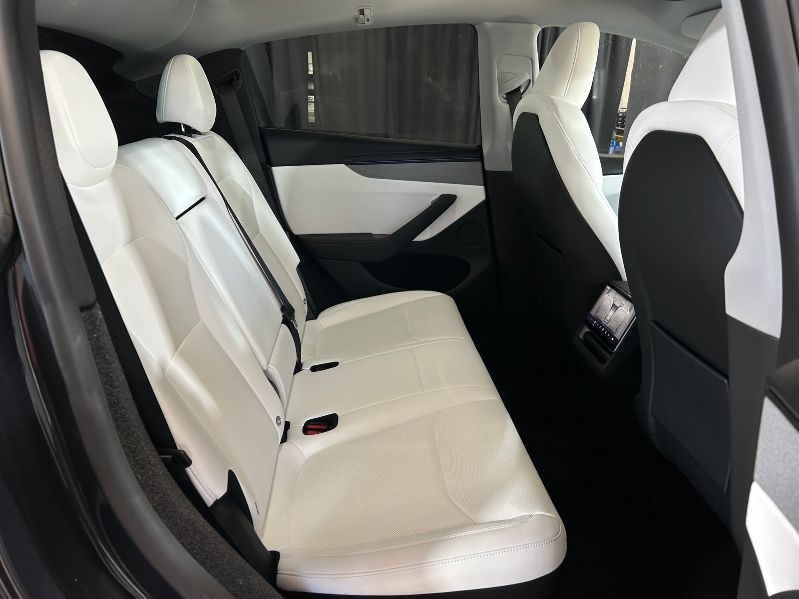 Thumbnail: 2026 Tesla Model Y - 5