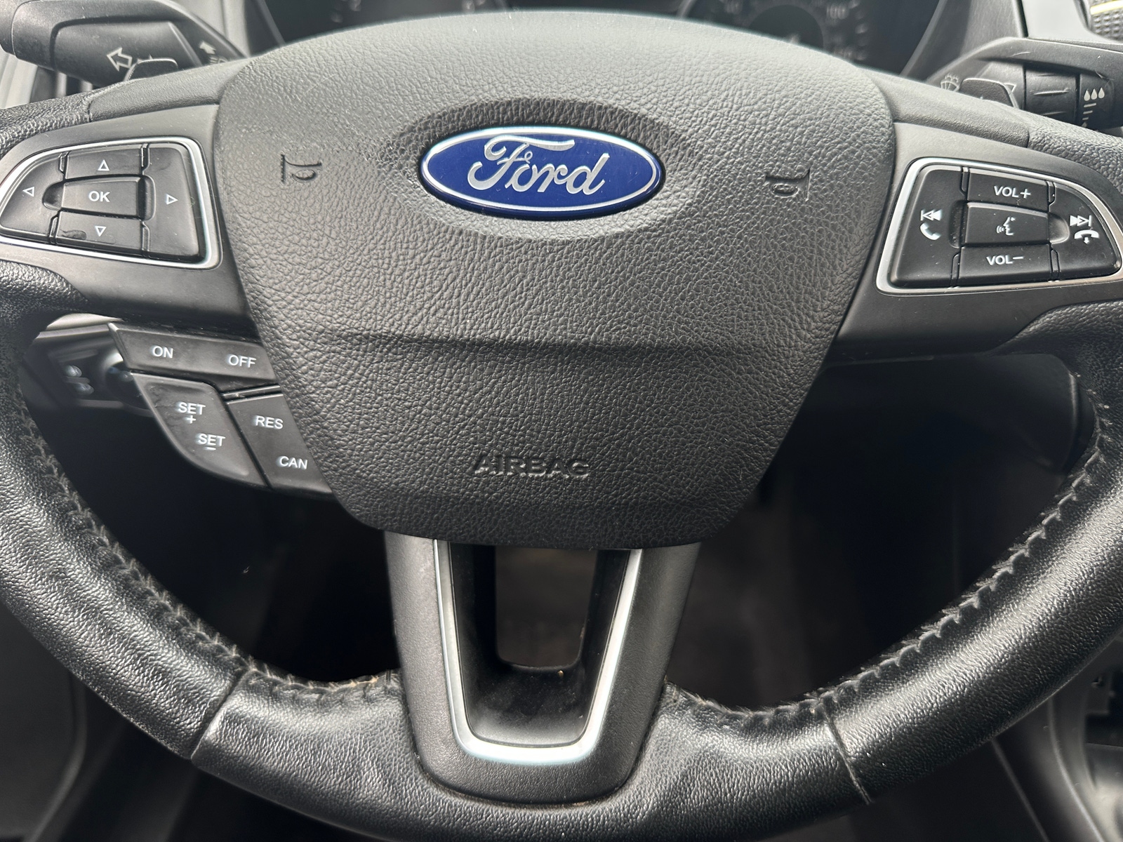 Thumbnail: 2015 Ford Focus - 5