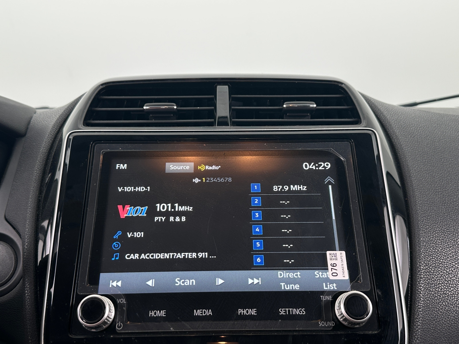 Thumbnail: 2020 Mitsubishi Outlander Sport - 4