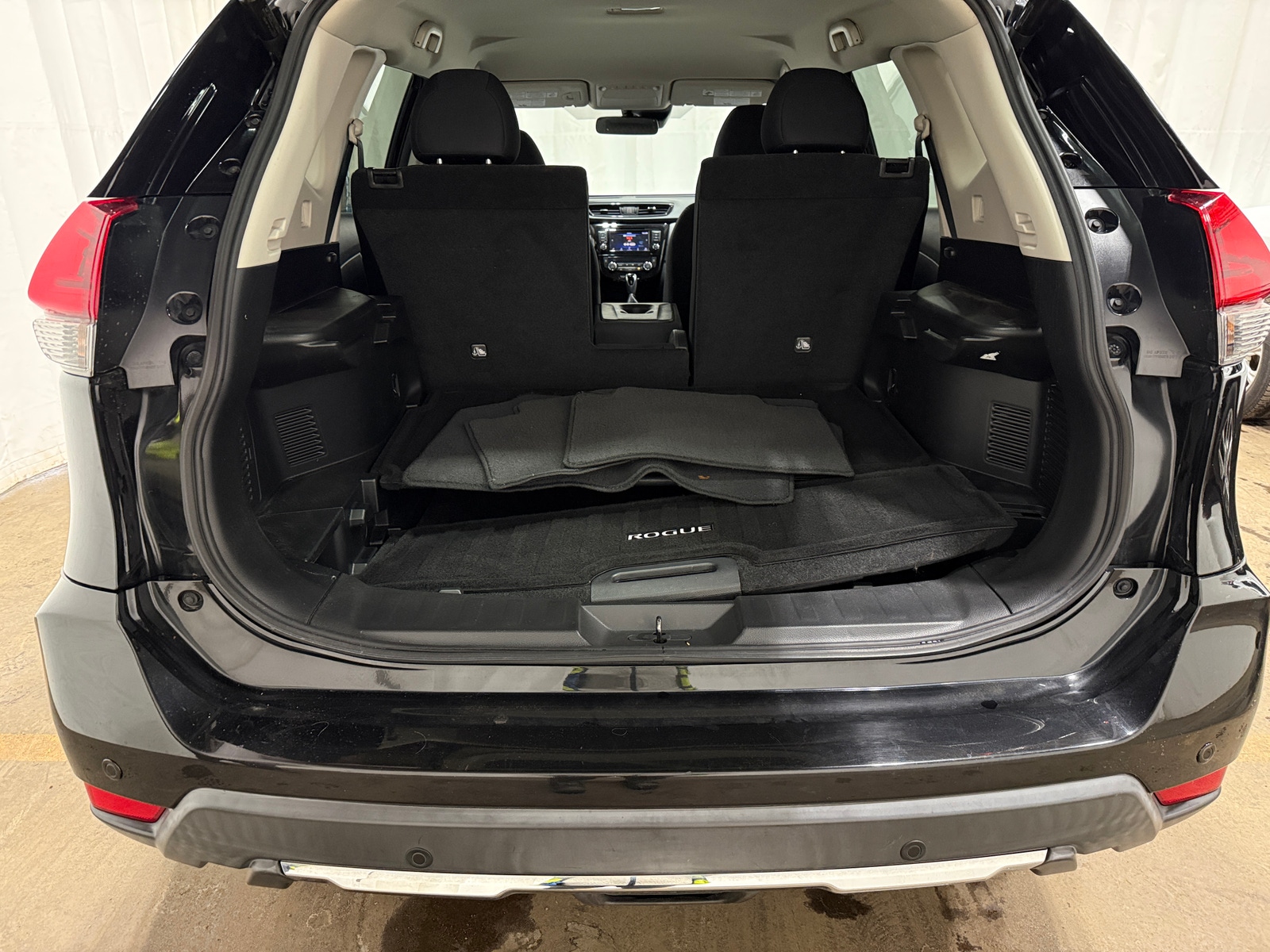 Thumbnail: 2019 Nissan Rogue - 7