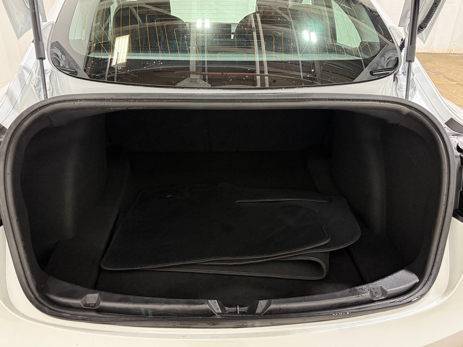 Thumbnail: 2020 Tesla Model 3 - 6