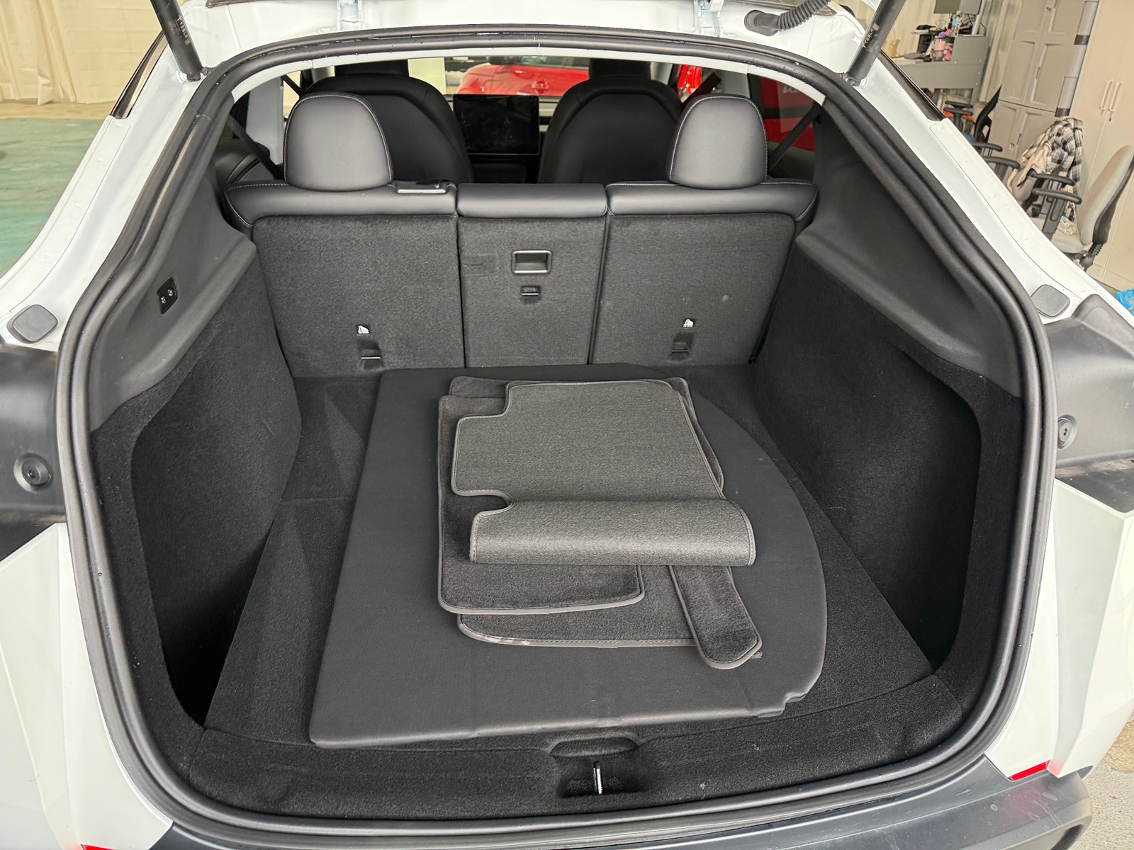 Thumbnail: 2026 Tesla Model Y - 6