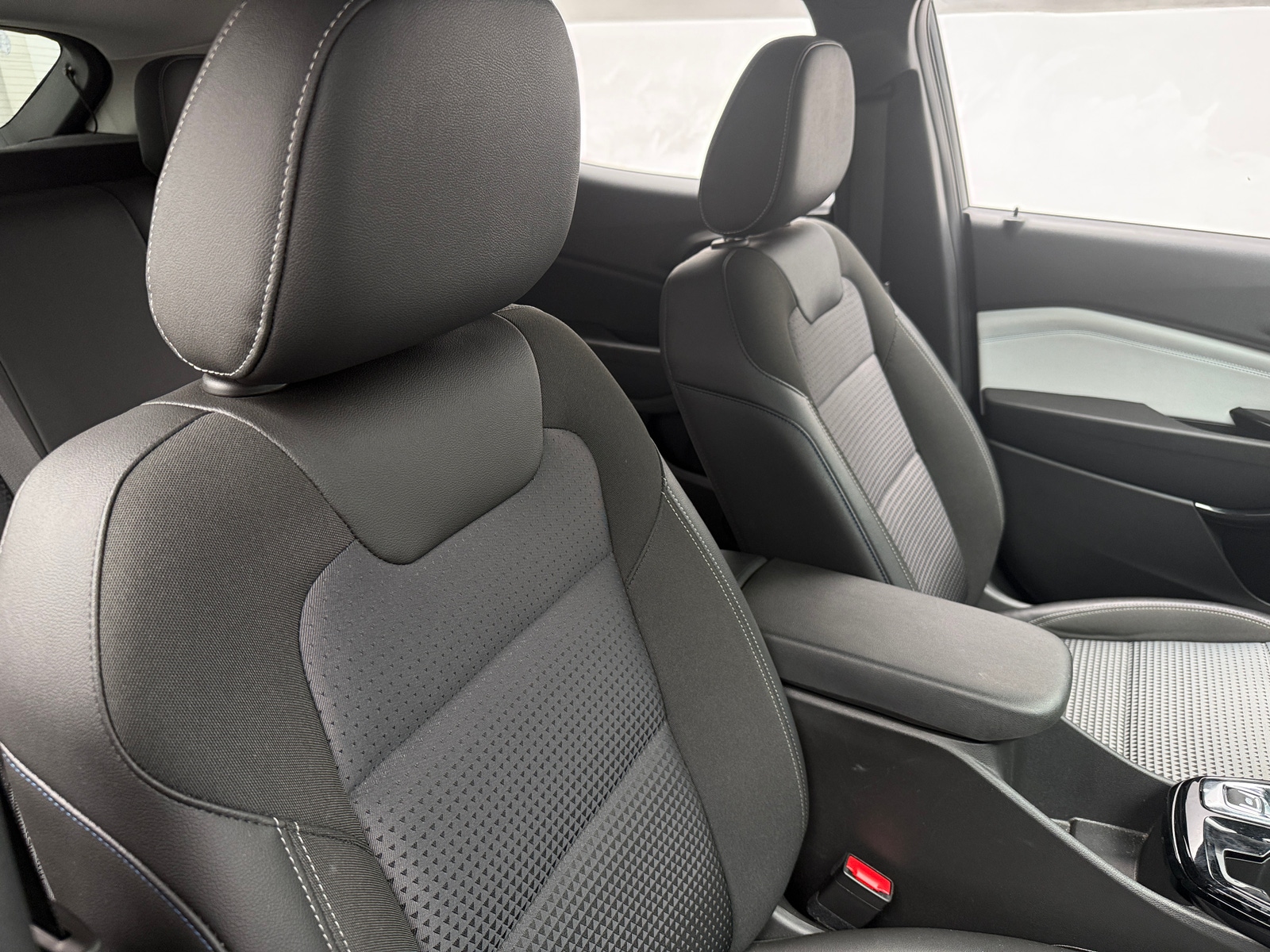 Thumbnail: 2025 Chevrolet Trax - 2