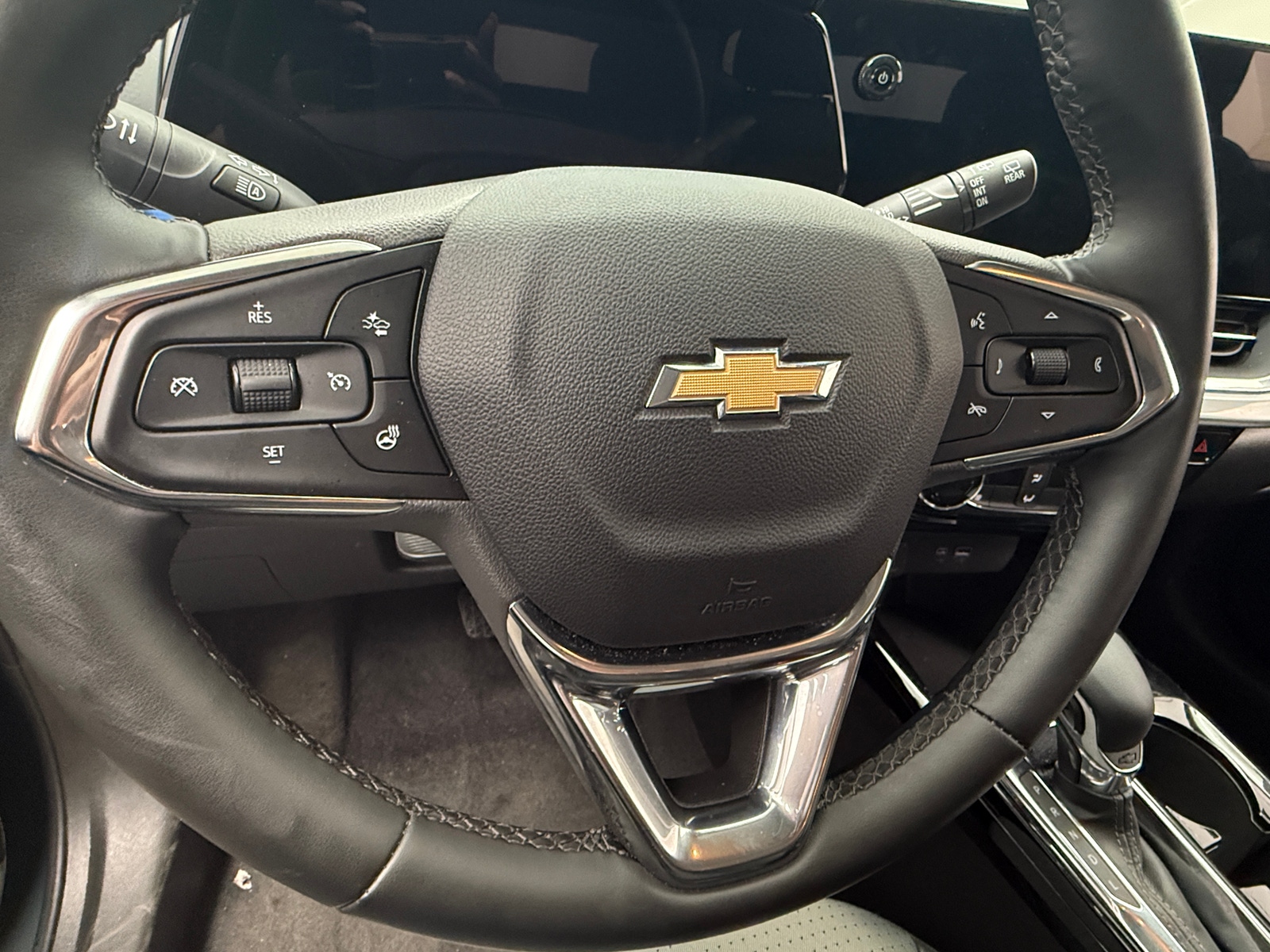 Thumbnail: 2025 Chevrolet Trax - 5