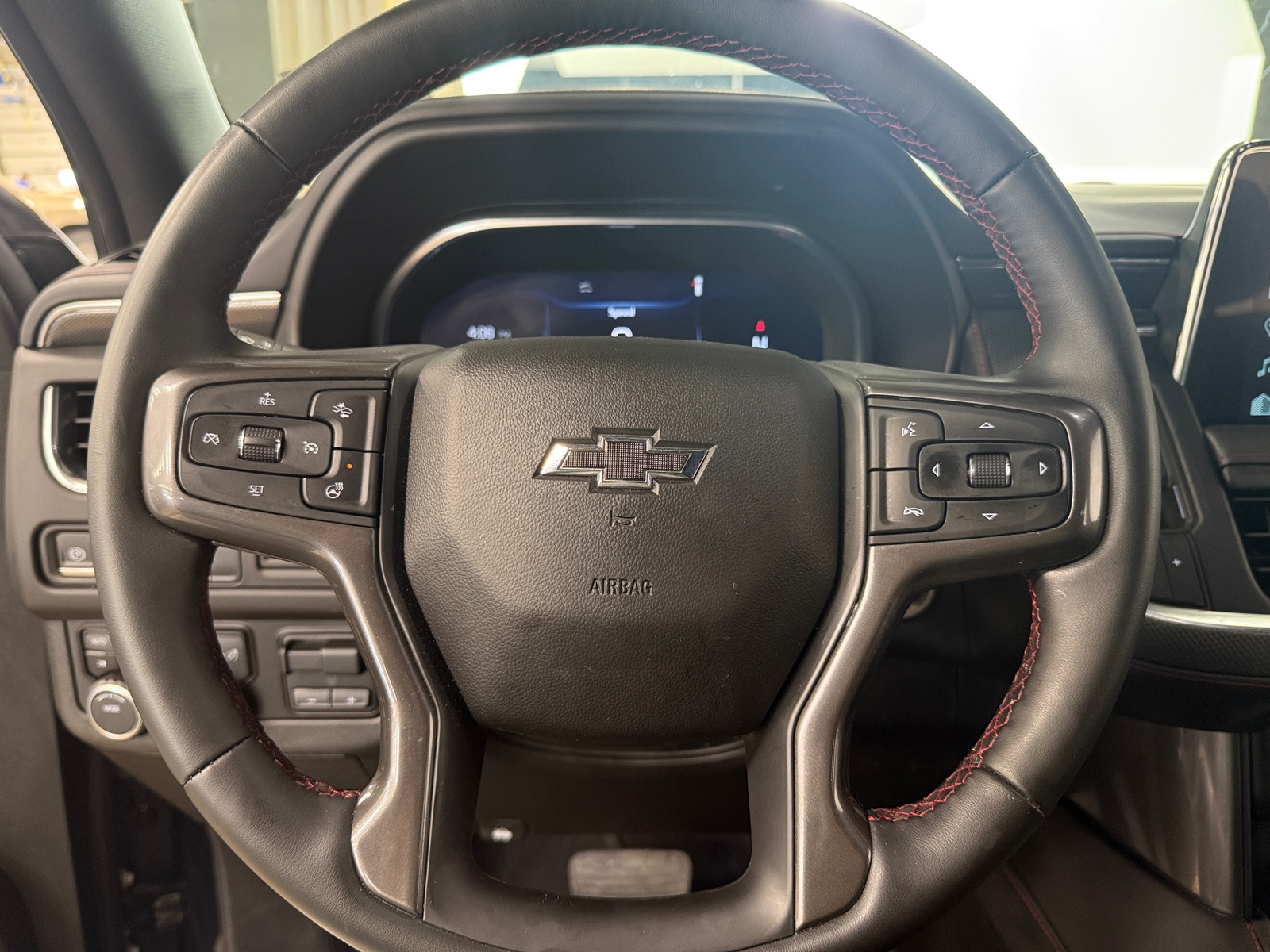 Thumbnail: 2024 Chevrolet Tahoe - 4