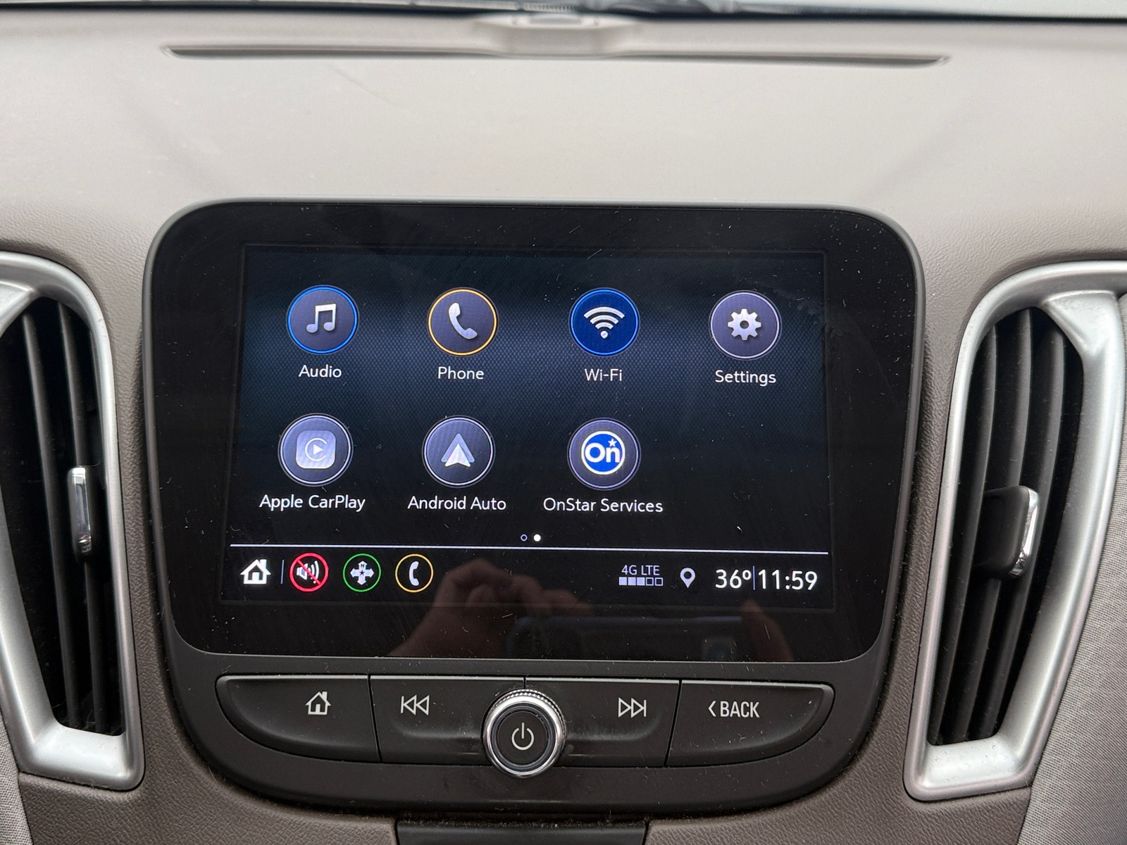 Thumbnail: 2019 Chevrolet Malibu - 4