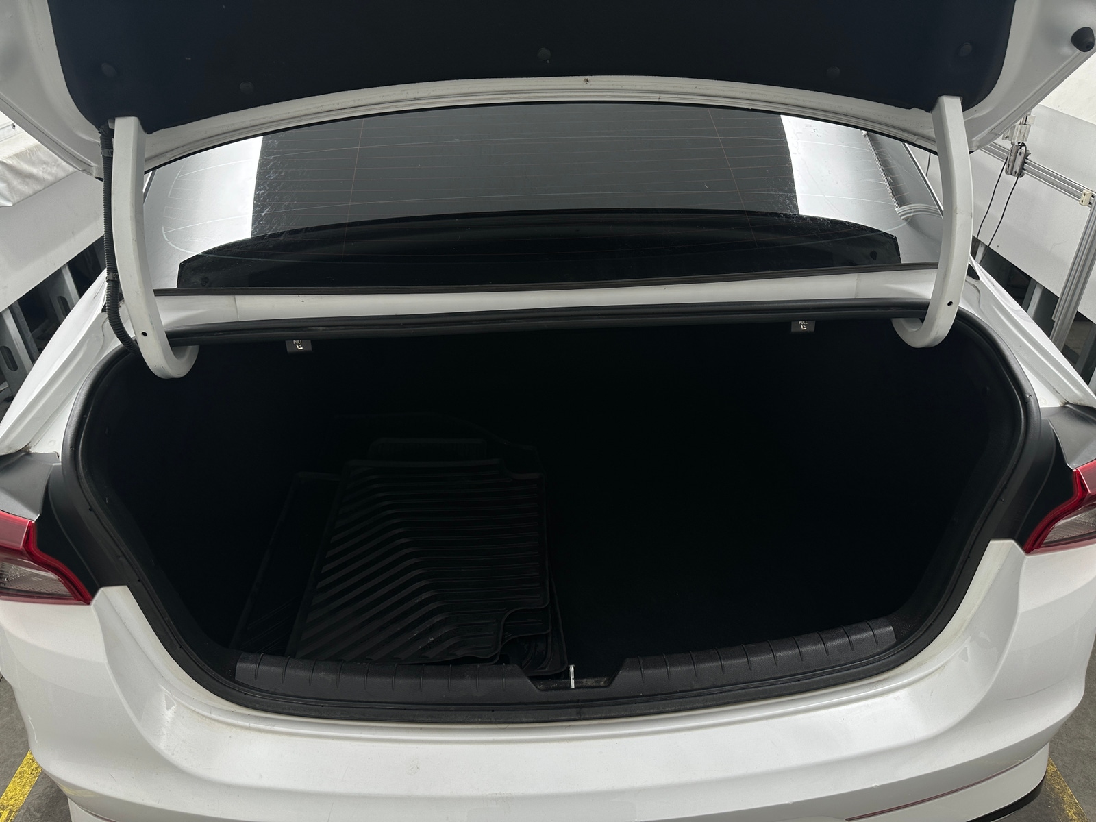 Thumbnail: 2022 Kia K5 - 6