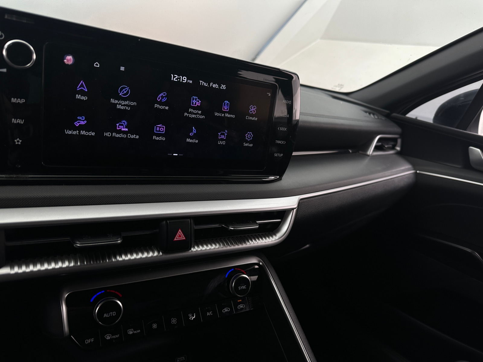 Thumbnail: 2022 Kia K5 - 3