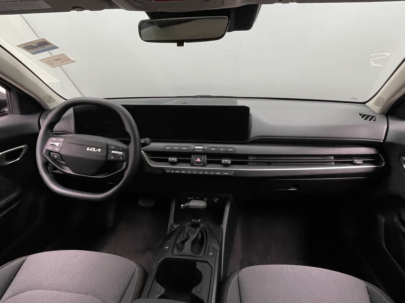 Thumbnail: 2025 Kia K4 - 3