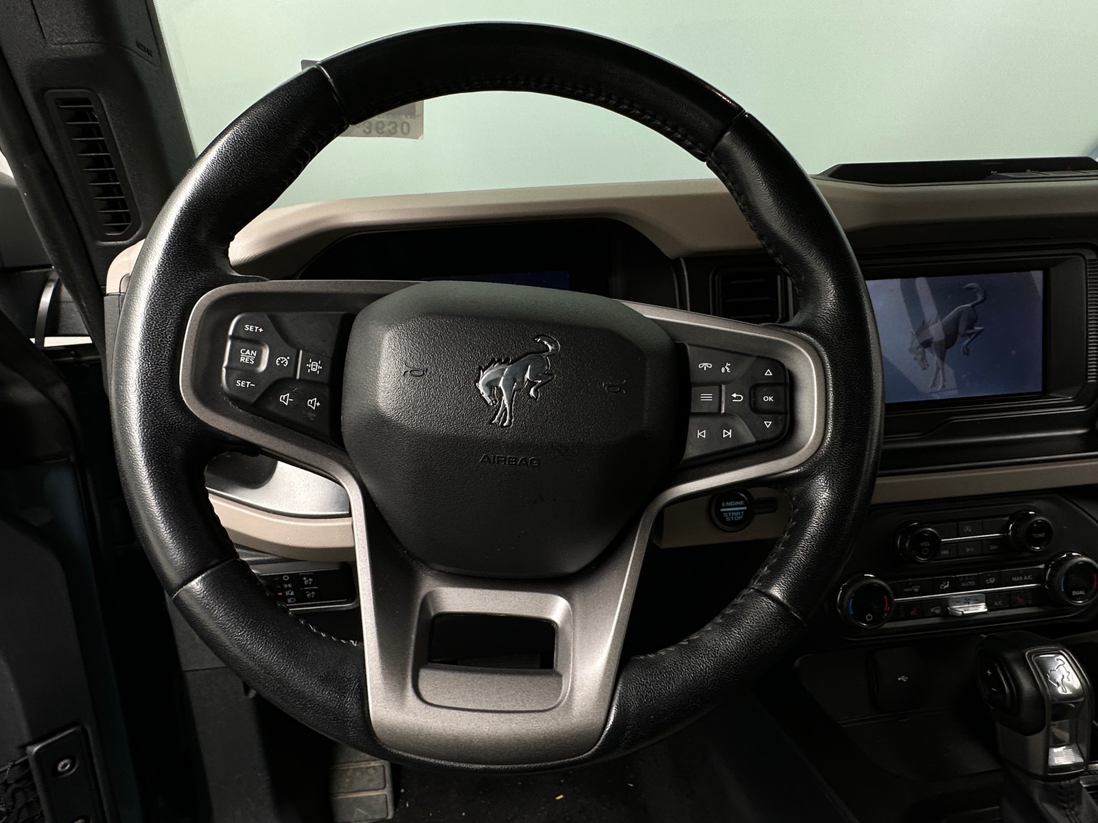 Thumbnail: 2023 Ford Bronco - 5