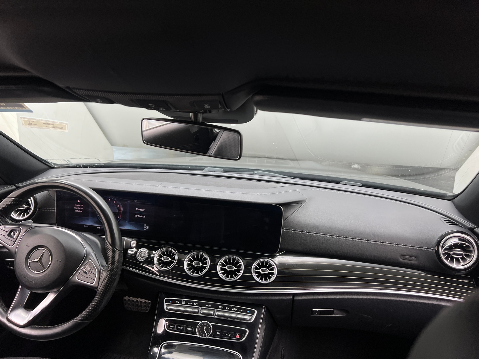 Thumbnail: 2018 Mercedes-Benz E-Class - 2