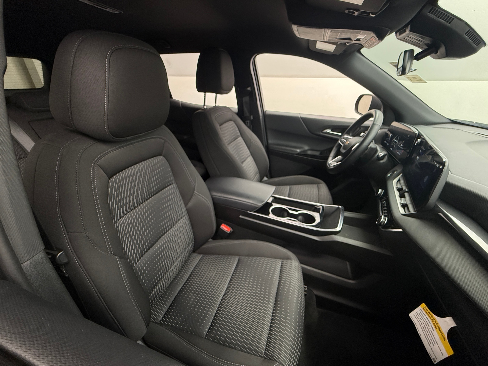 Thumbnail: 2025 Chevrolet Equinox - 2