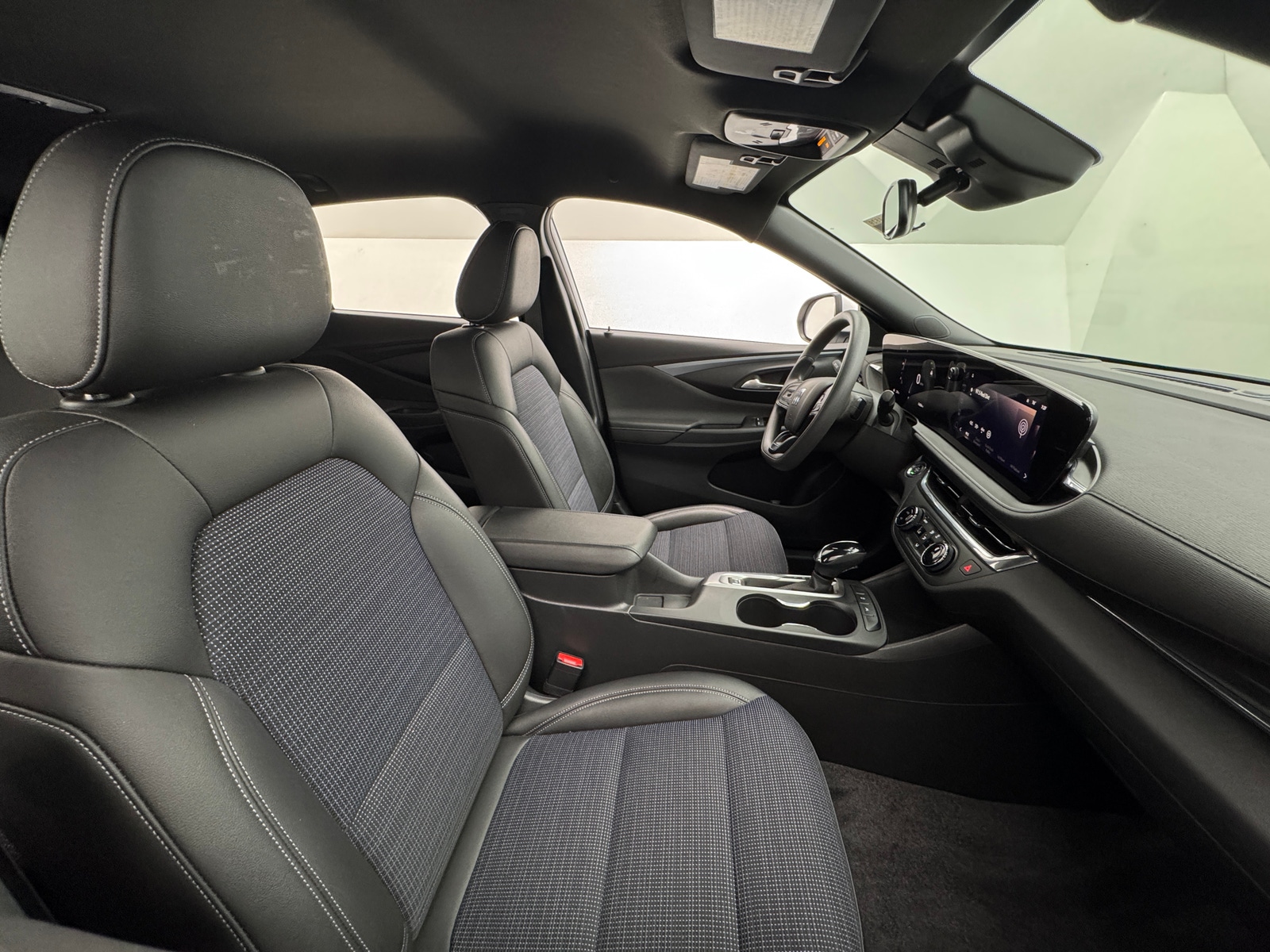 Thumbnail: 2025 Buick Envista - 2