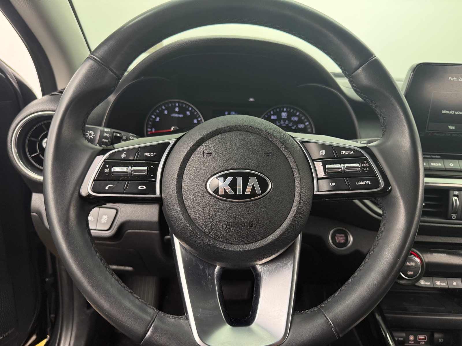 Thumbnail: 2021 Kia Forte - 4