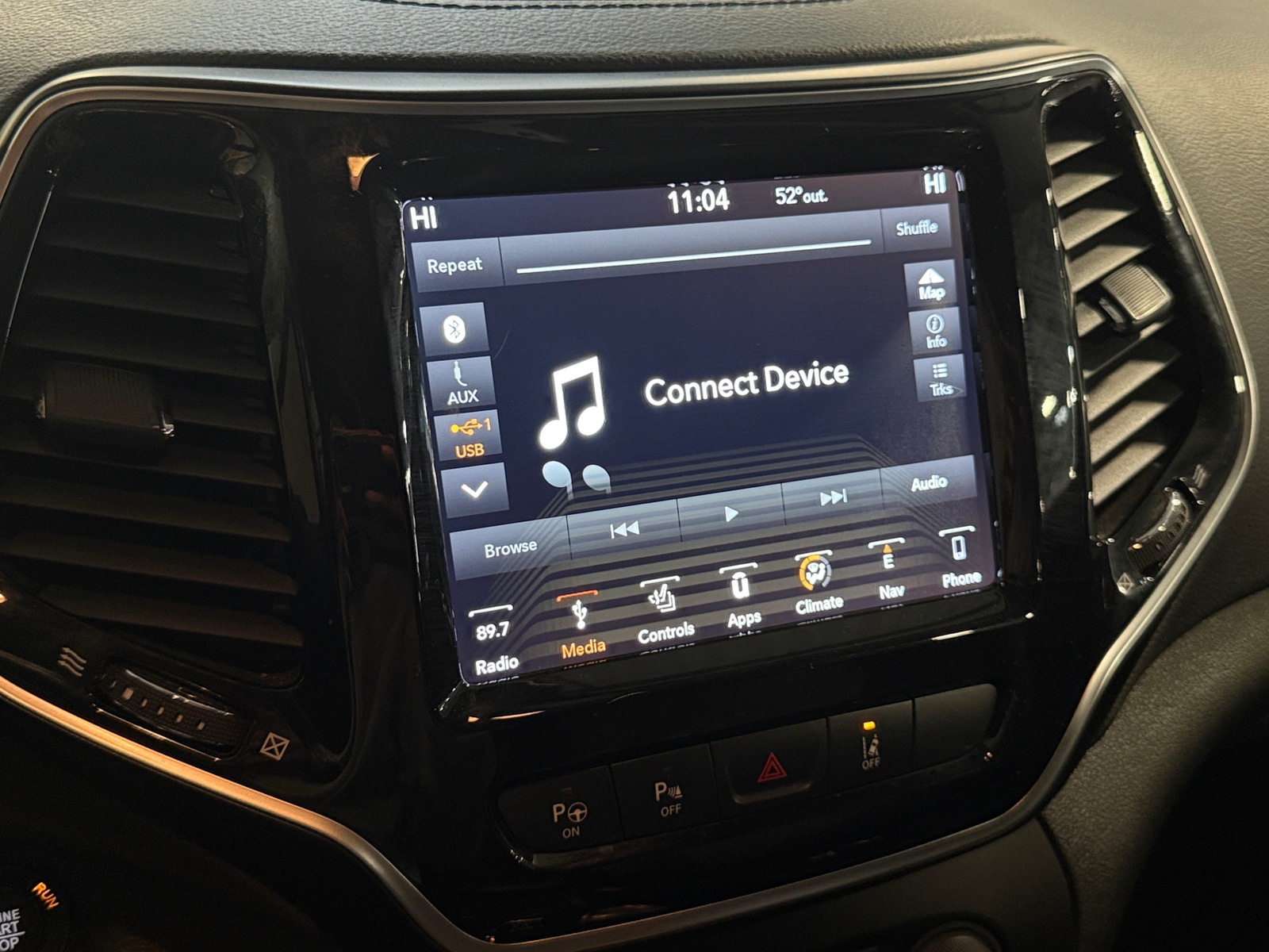 Thumbnail: 2019 Jeep Cherokee - 3