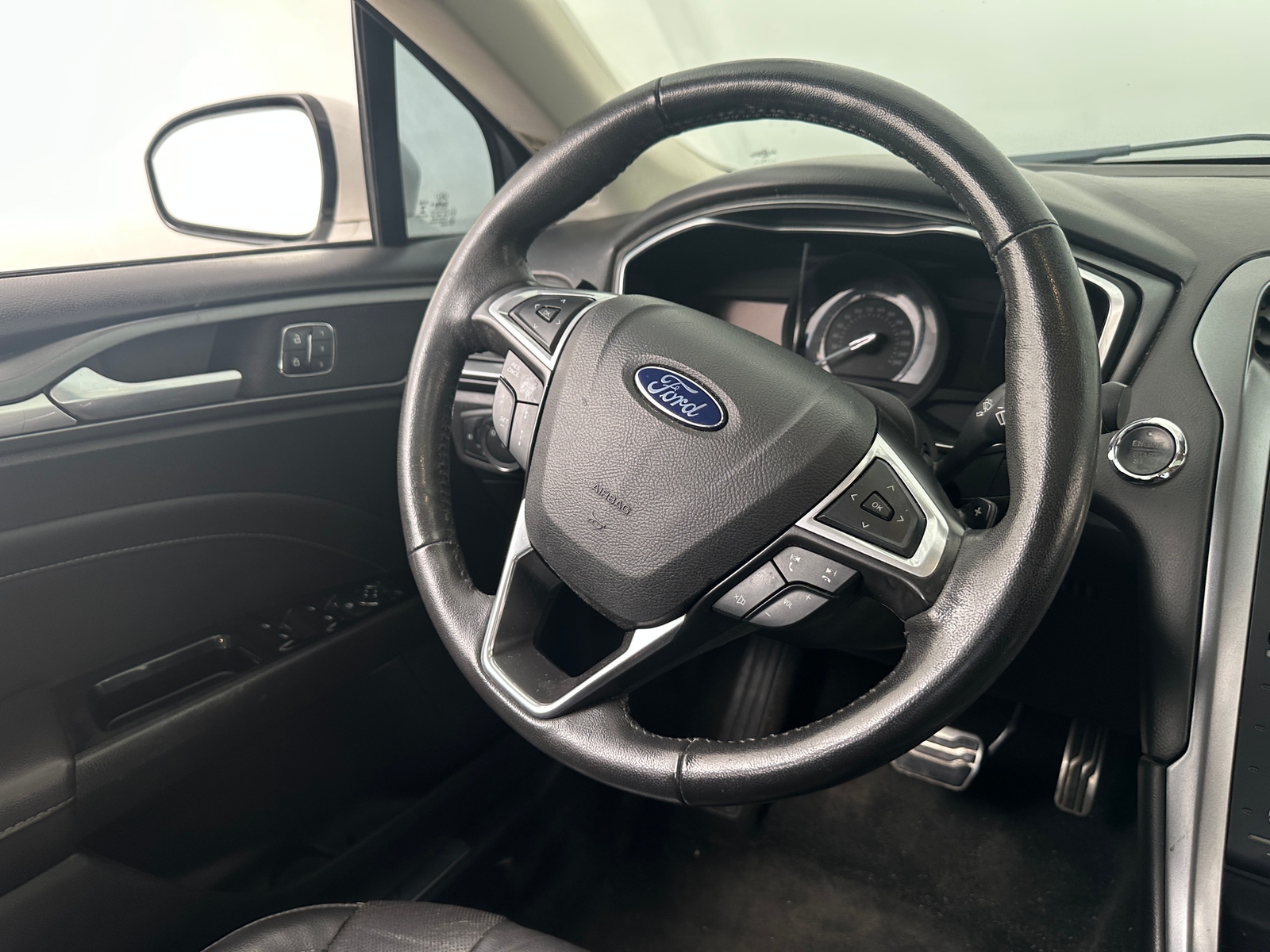 Thumbnail: 2014 Ford Fusion - 4