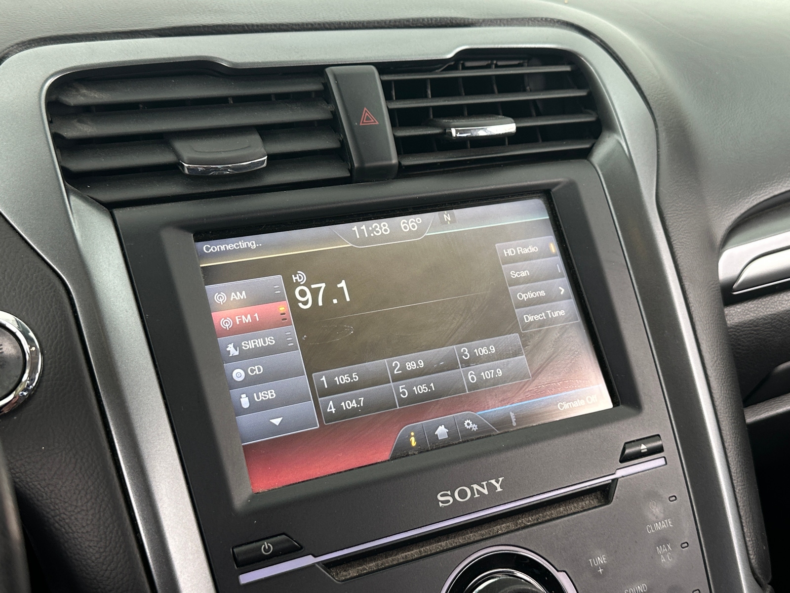 Thumbnail: 2014 Ford Fusion - 3