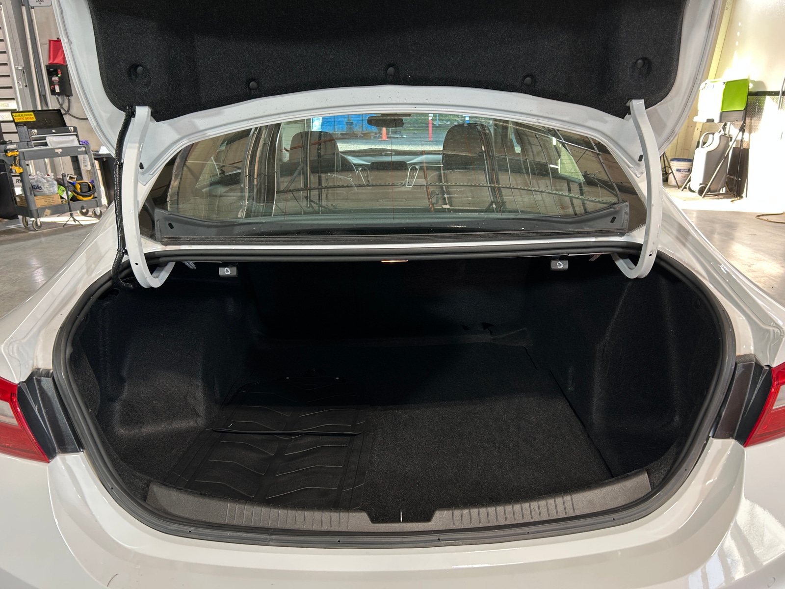 Thumbnail: 2024 Chevrolet Malibu - 7