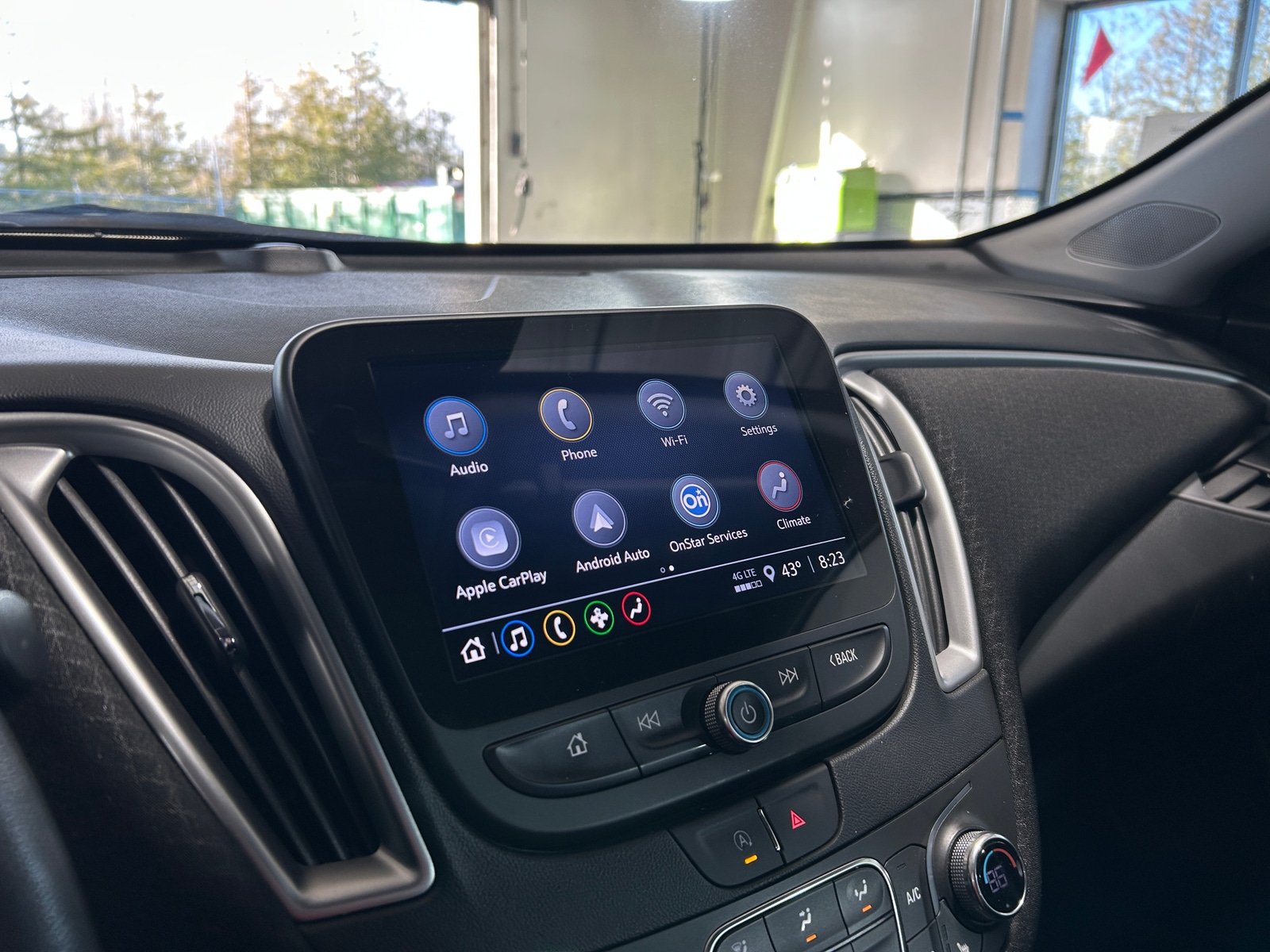 Thumbnail: 2024 Chevrolet Malibu - 4