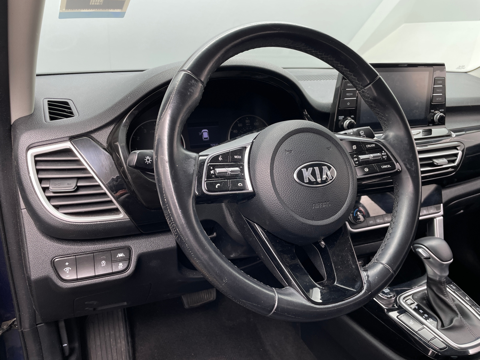 Thumbnail: 2021 Kia Seltos - 4