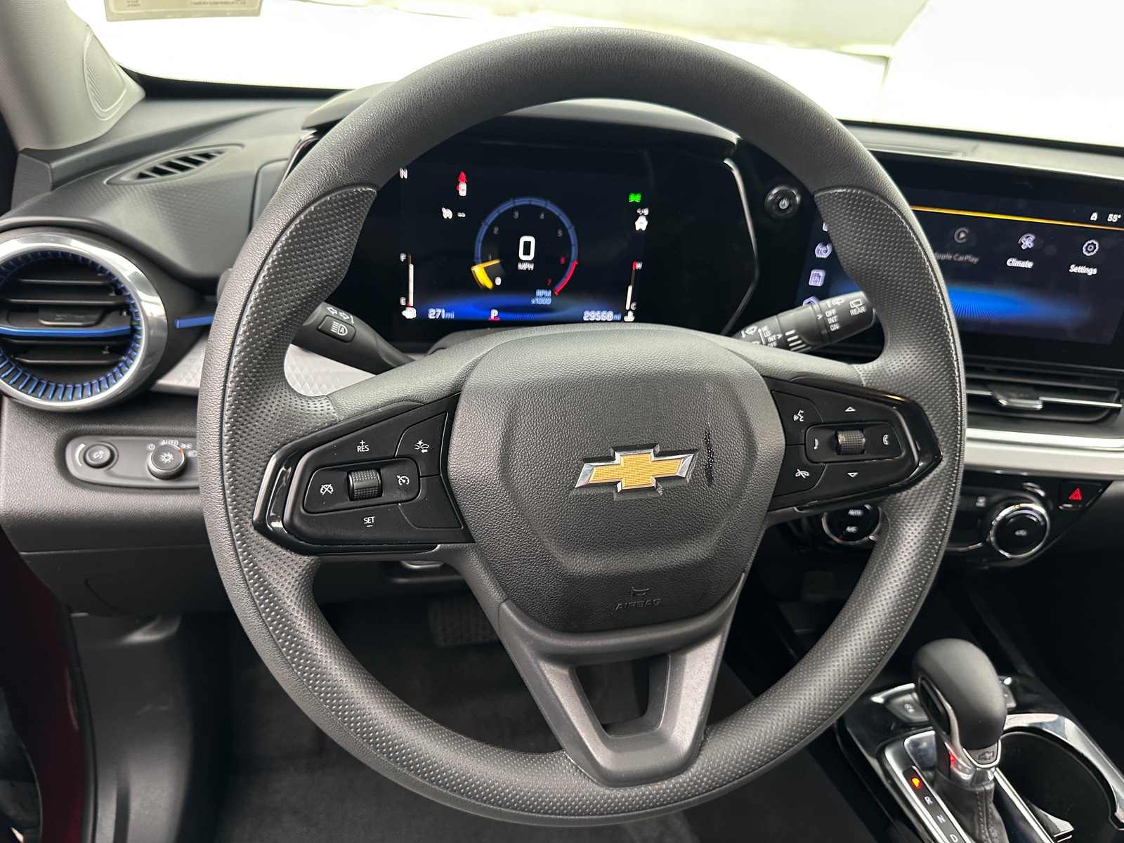 Thumbnail: 2025 Chevrolet Trax - 5