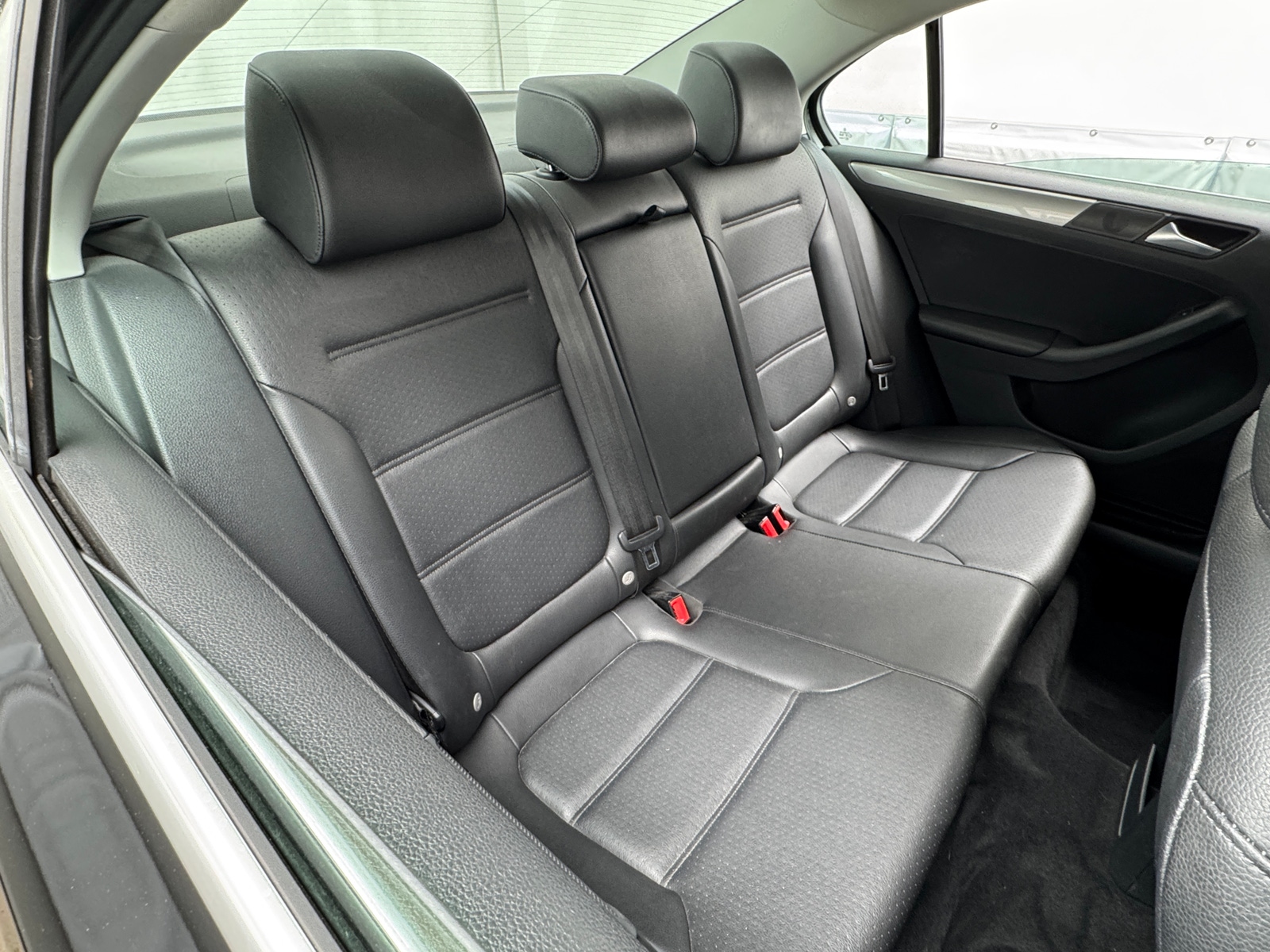 Thumbnail: 2015 Volkswagen Jetta - 6