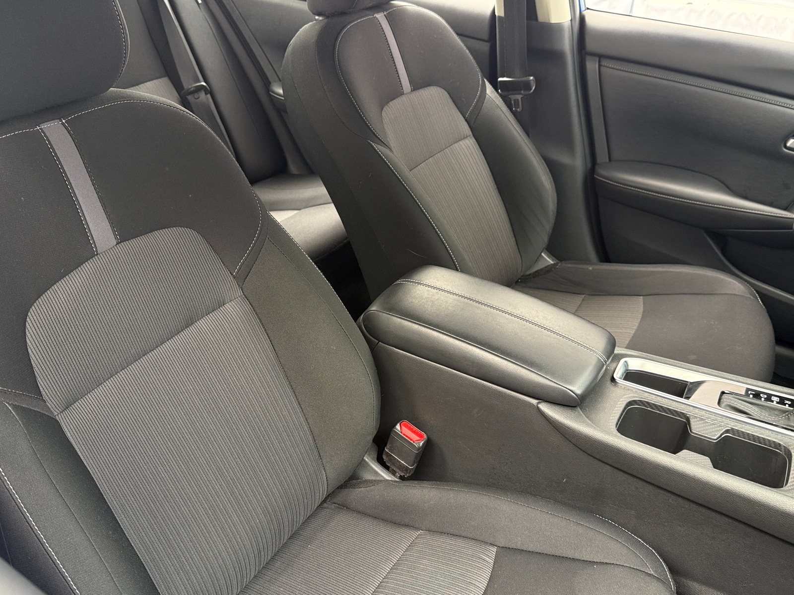 Thumbnail: 2025 Nissan Sentra - 2