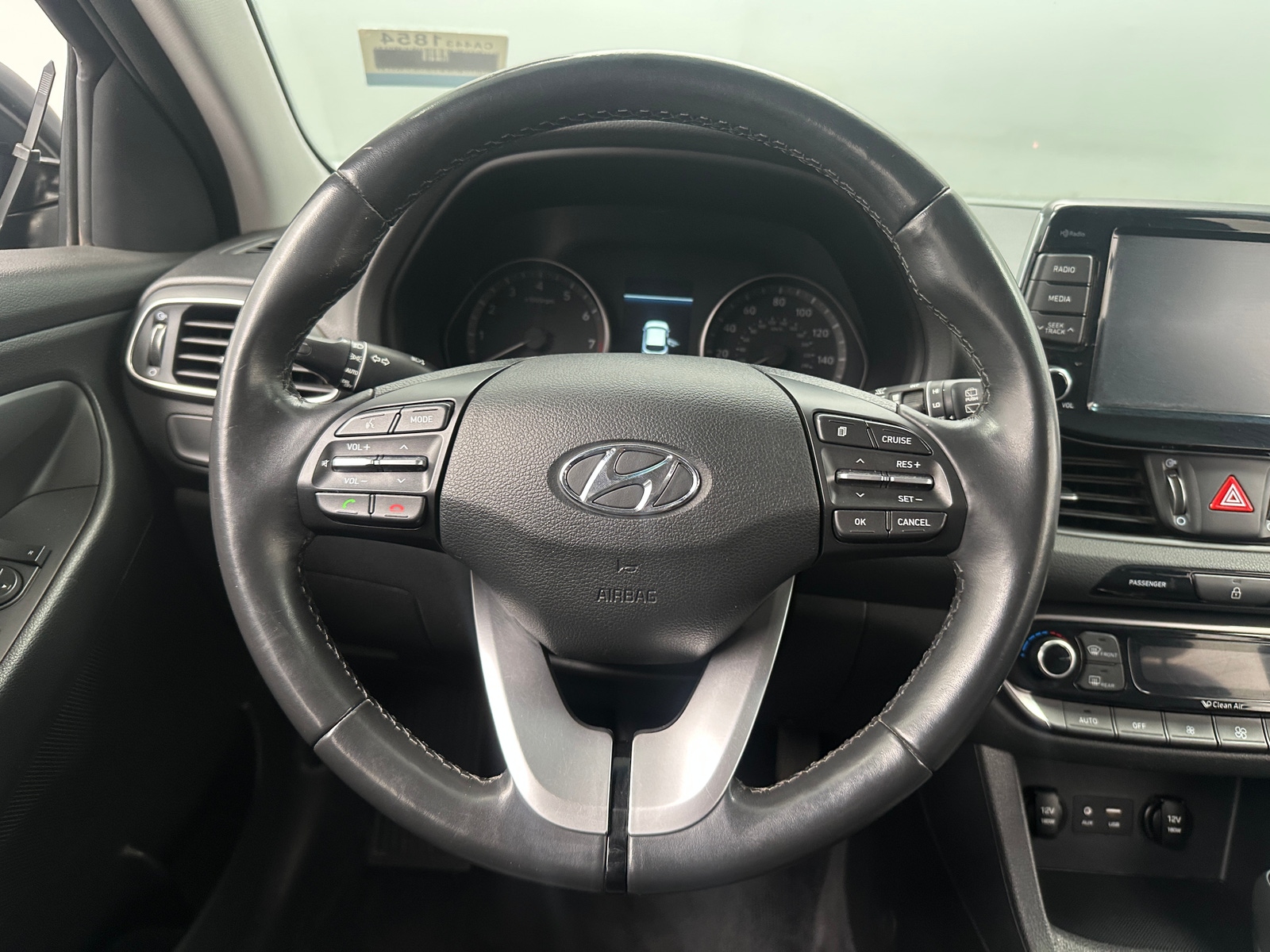 Thumbnail: 2019 Hyundai Elantra - 5