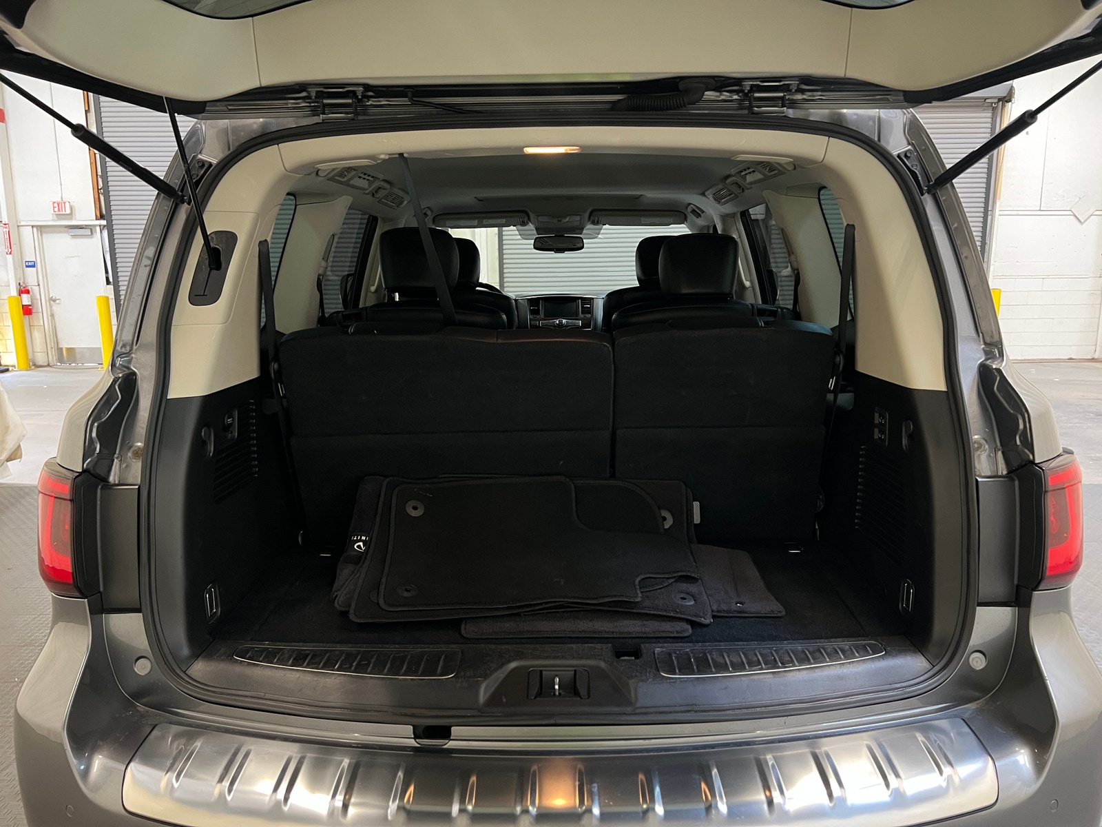 Thumbnail: 2018 INFINITI QX80 - 6