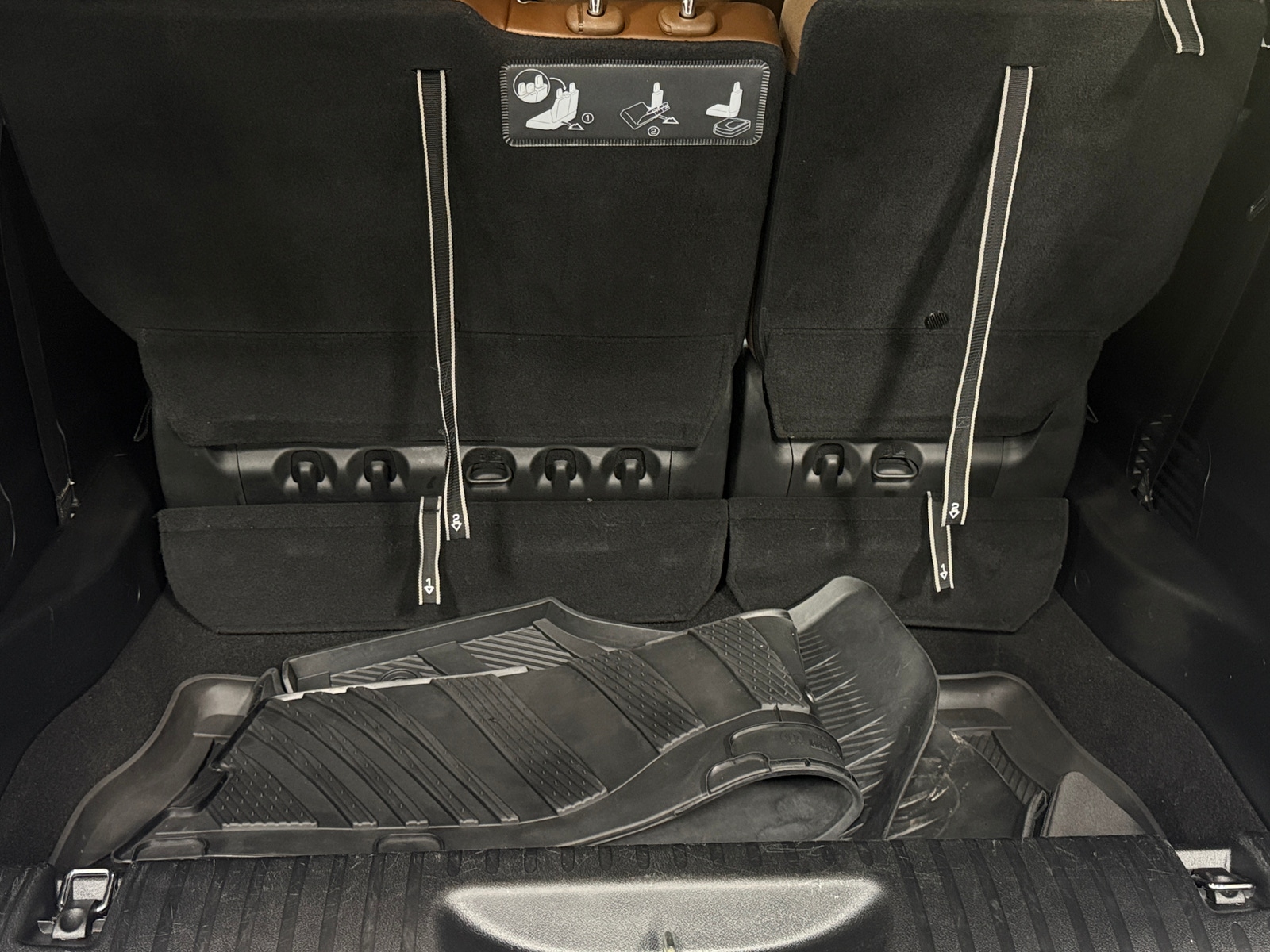 Thumbnail: 2020 Chrysler Pacifica - 6