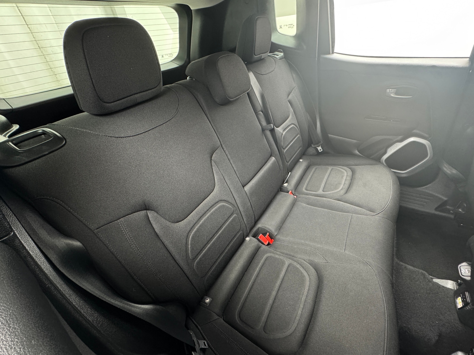 Thumbnail: 2018 Jeep Renegade - 6