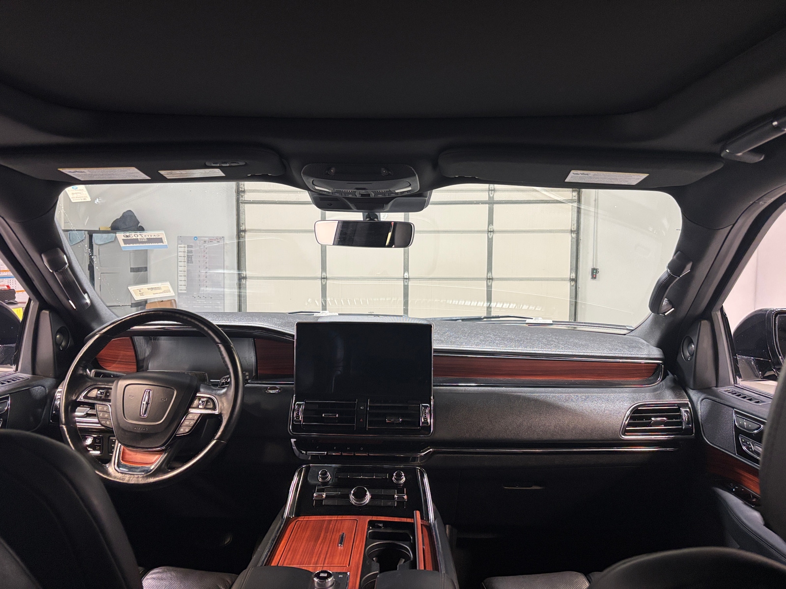 Thumbnail: 2024 Lincoln Navigator - 2