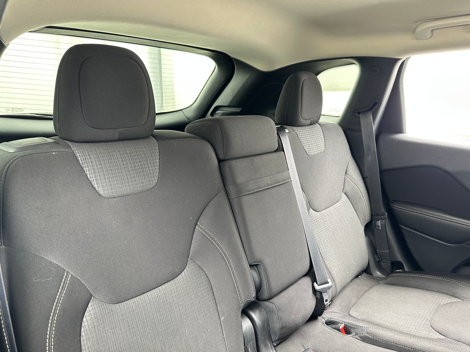 Thumbnail: 2015 Jeep Cherokee - 6