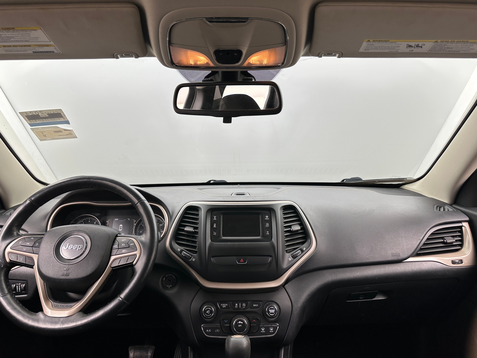 Thumbnail: 2015 Jeep Cherokee - 3