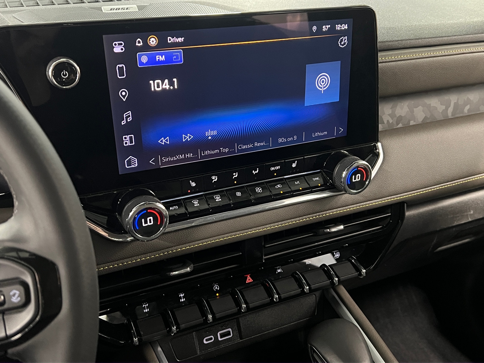 Thumbnail: 2024 Chevrolet Colorado - 3