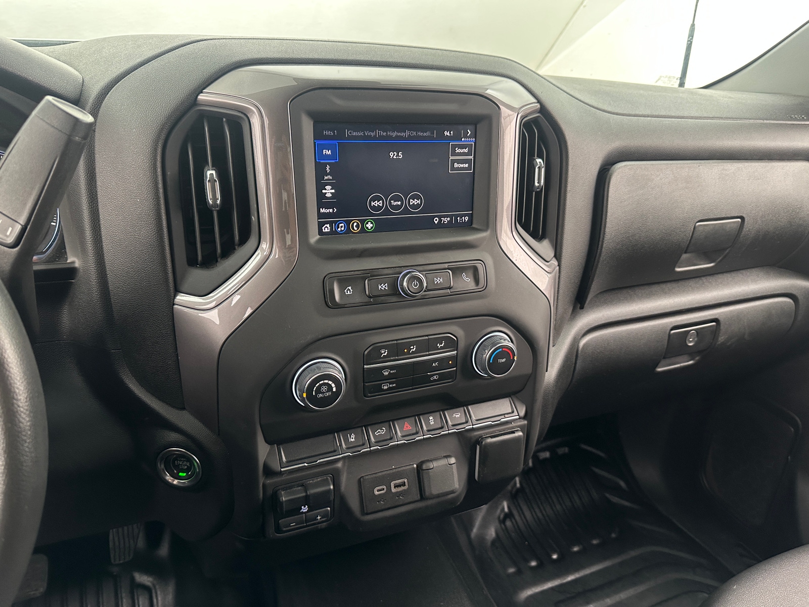 Thumbnail: 2024 Chevrolet Silverado 2500 - 4