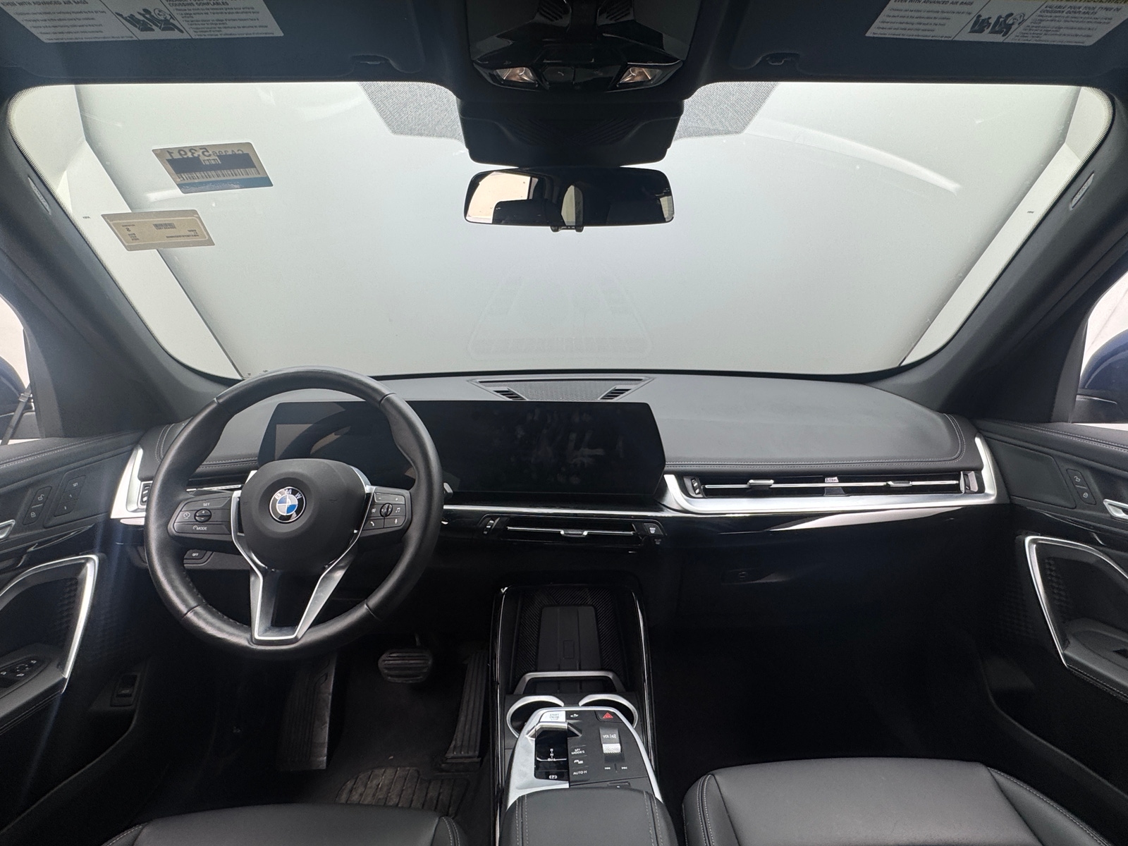 Thumbnail: 2025 BMW X1 - 2
