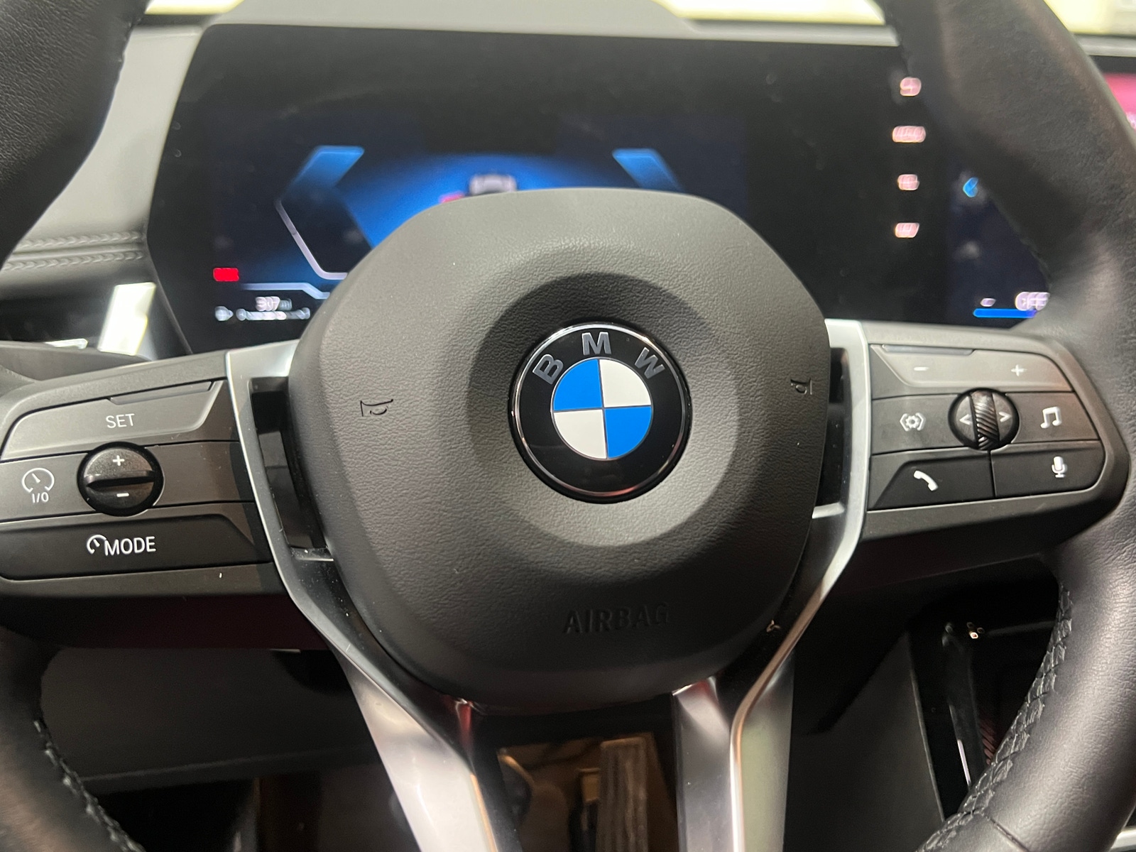 Thumbnail: 2025 BMW X1 - 4