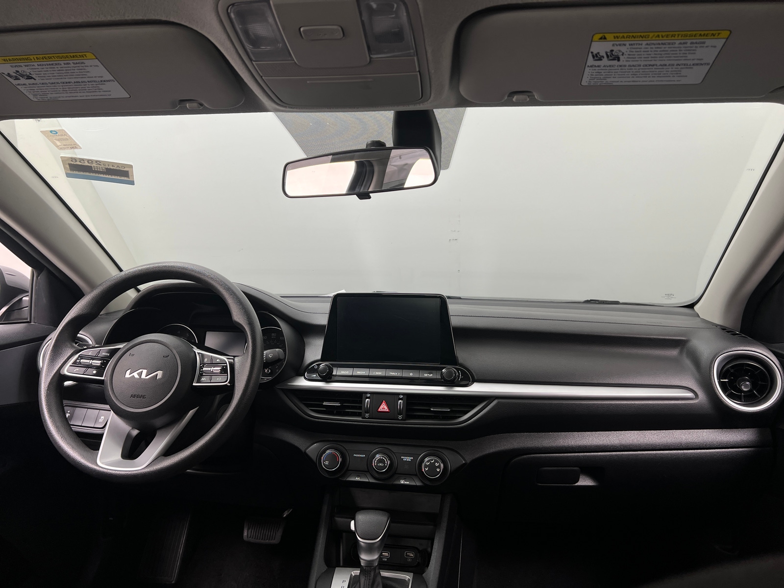 Thumbnail: 2024 Kia Forte - 3