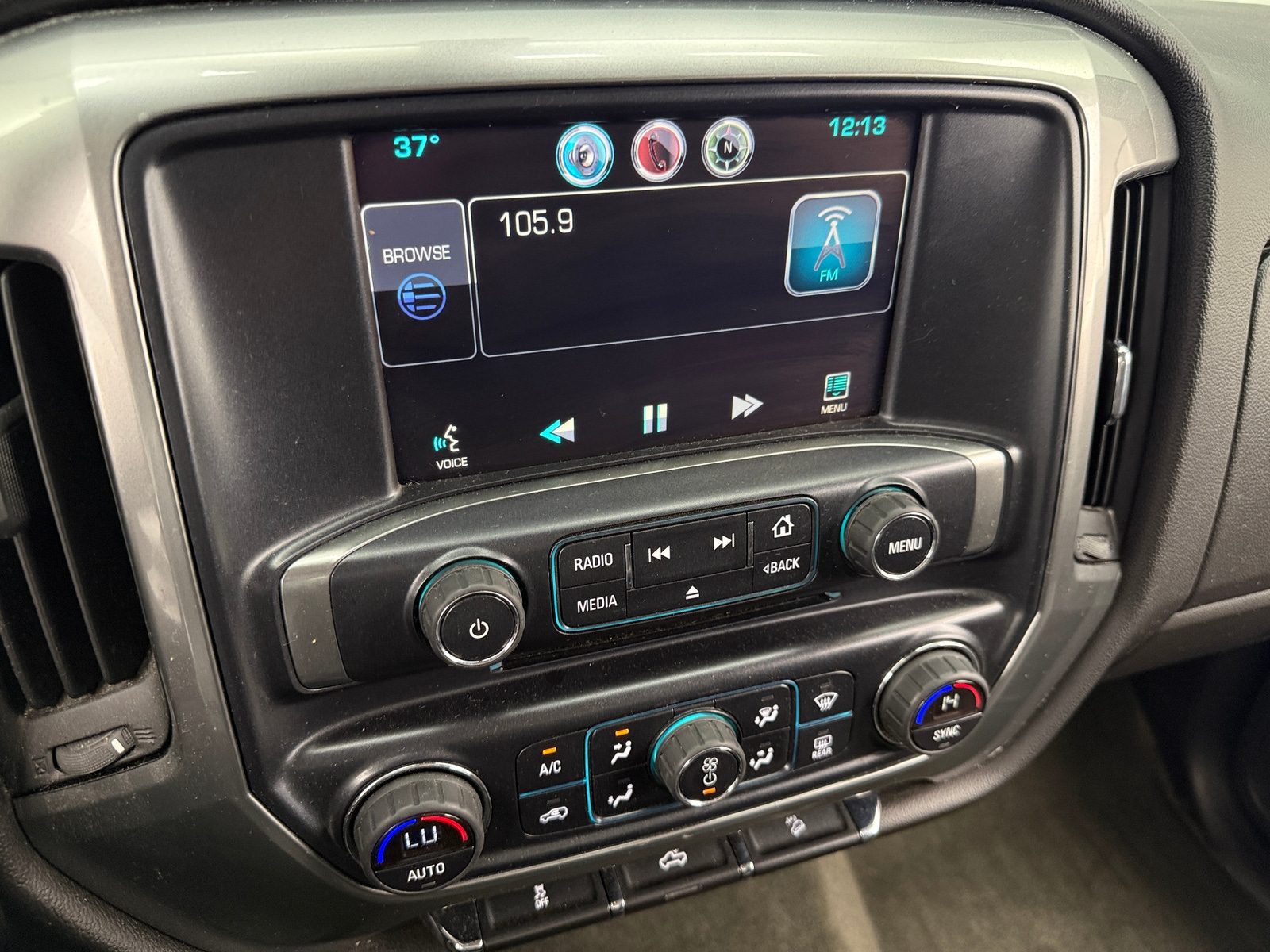 Thumbnail: 2014 Chevrolet Silverado 1500 - 4